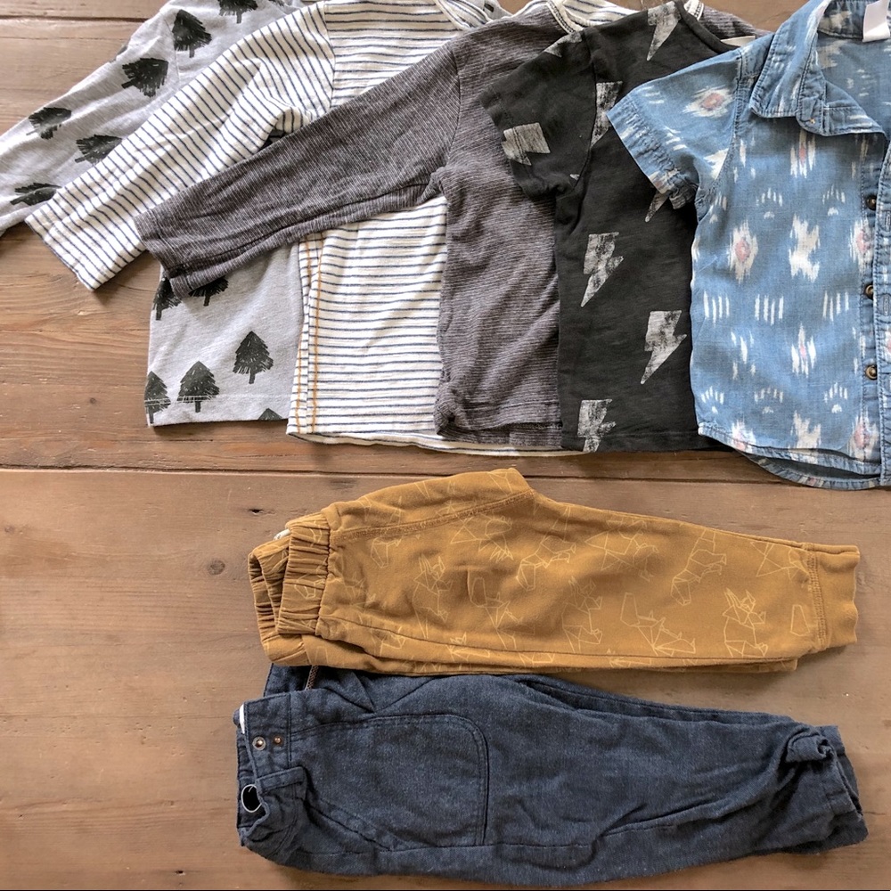 Boys Lot of 4 Shirts and 2 Pants